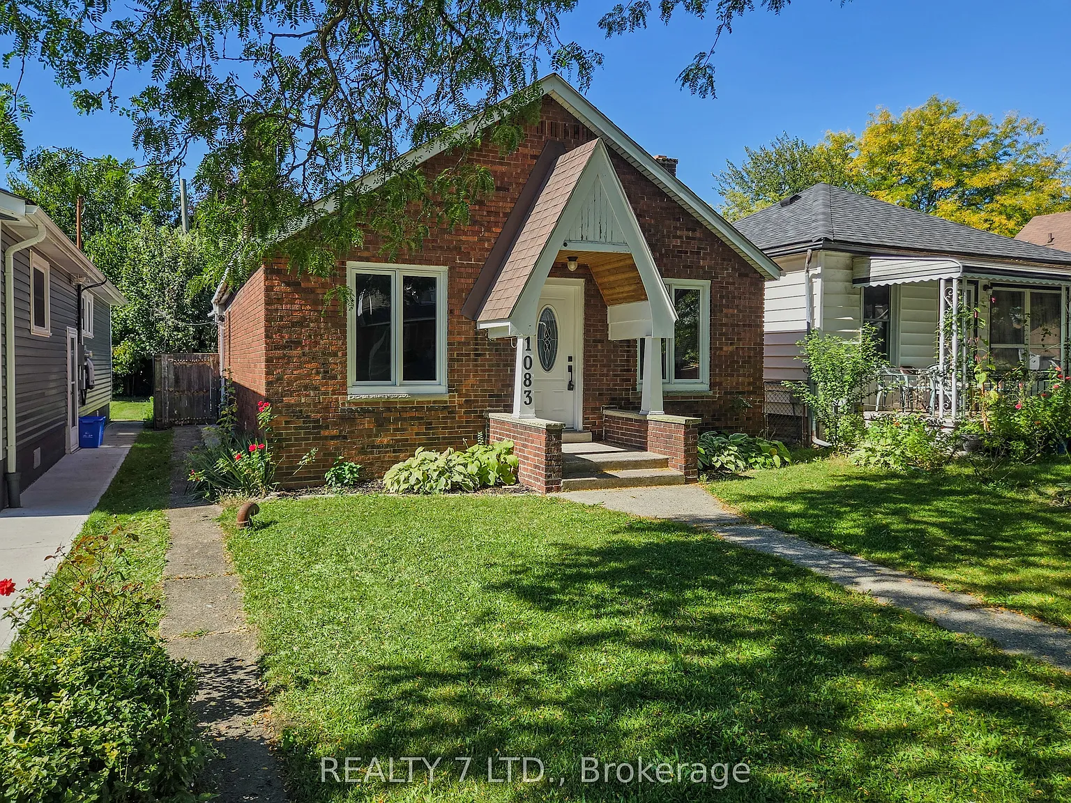 2 bed, $1,950 — Photo 3