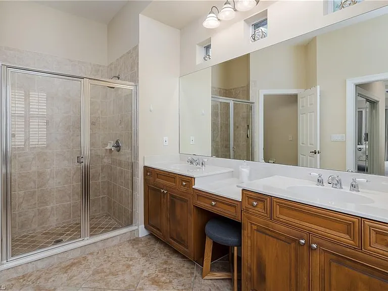 8754 Hideaway Harbor Ct — Photo 24