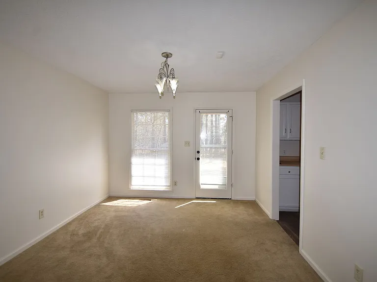 6901 Woodmark Dr — Photo 5