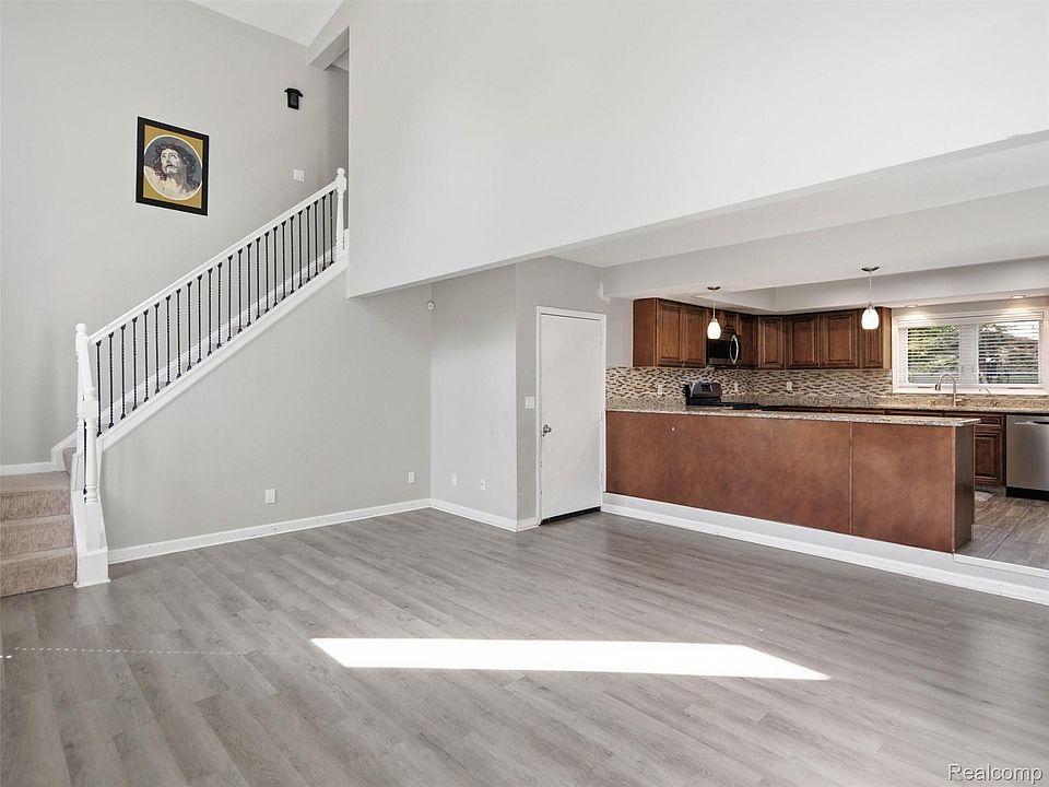 3700 Green Lake Rd, photo 13