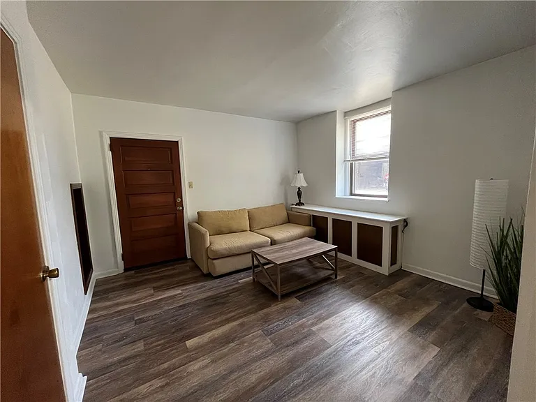 1601 Hillsdale Ave #2 — Photo 3