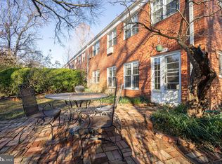 3224 Martha Custis Dr, Alexandria, VA 22302