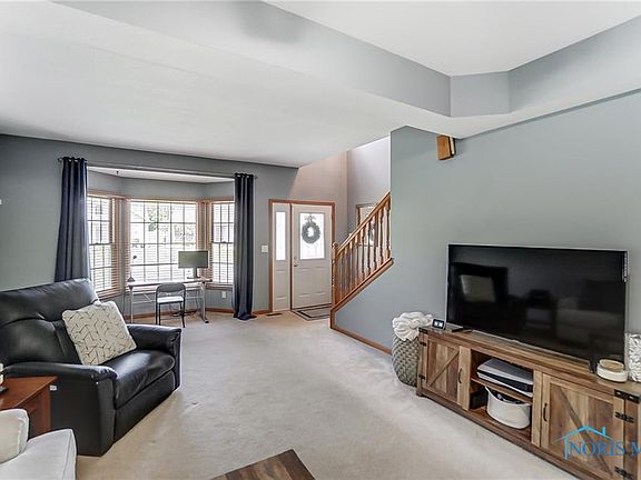 3rd image of 1453 Plum Creek Dr