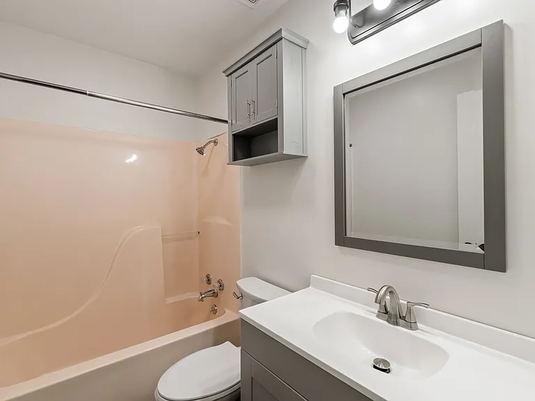 44 Griffith Rd #3 — Photo 10