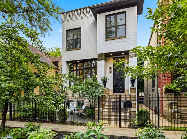 1310 W Roscoe St, Chicago, IL 60657