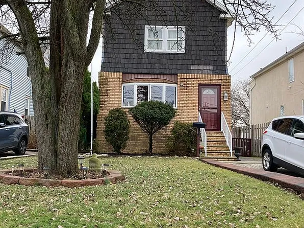 44 Satterlee St, Staten Island, NY 10307