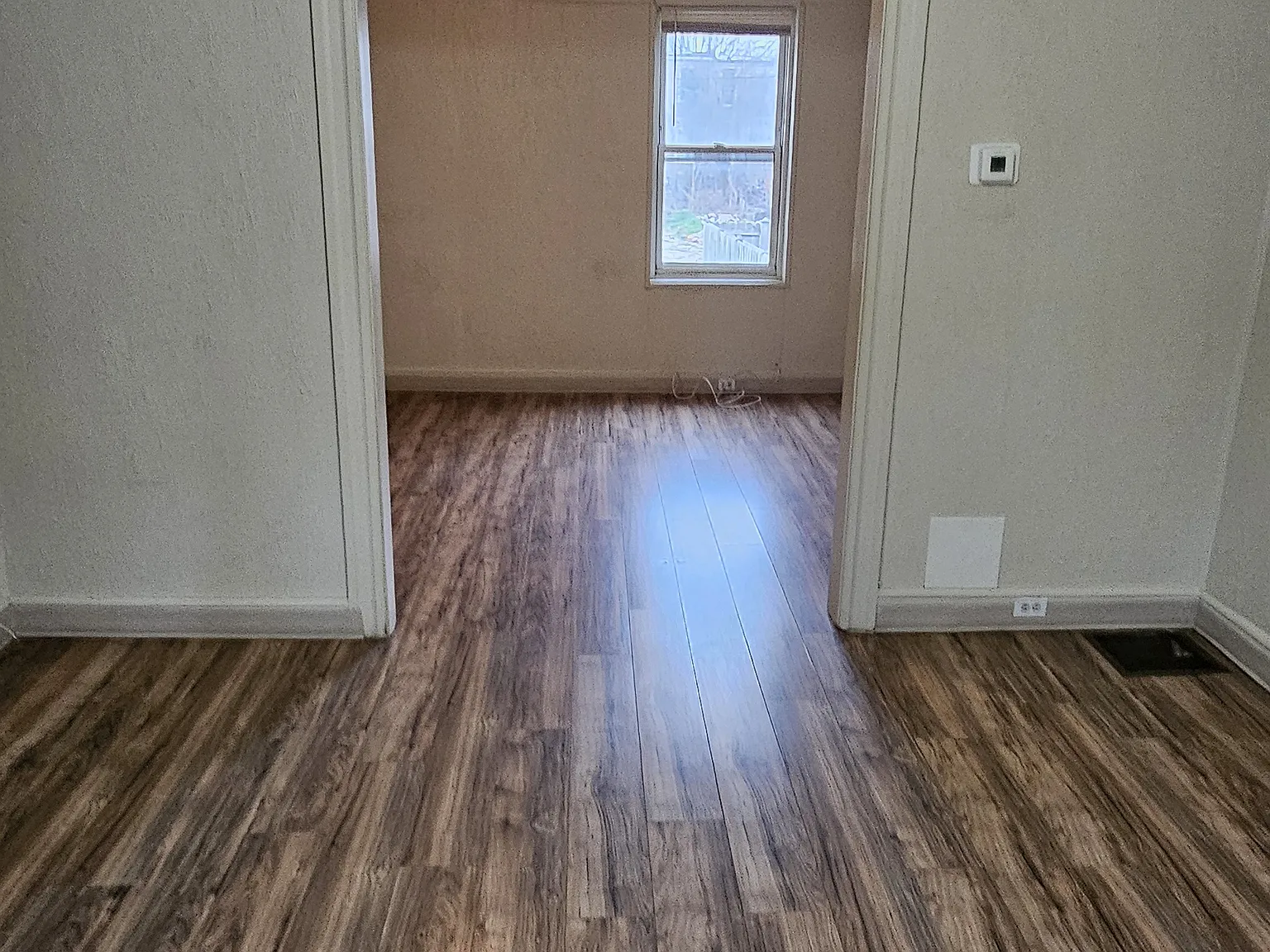 2 bed, $1,300 — Photo 4