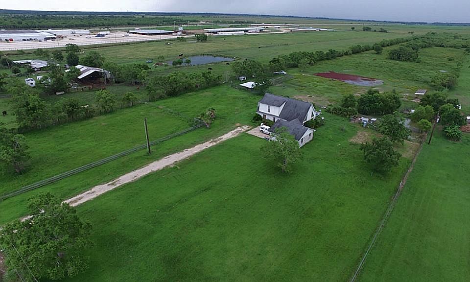 AERIAL VIEW HIGHLIGHTING THE PROPERTY