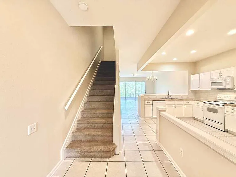 26542 Chimney Spire Ln — Photo 16