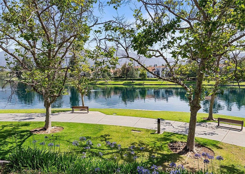1st image of 169 Montana Del Lago Dr