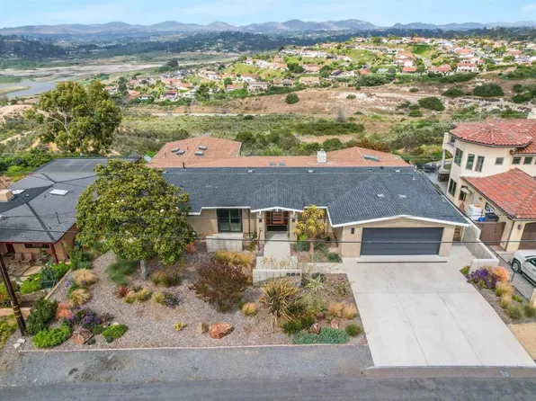 656 Canyon Dr, Solana Beach, CA 92075