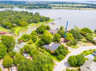 261 Timberlake Dr, Azle, TX 76020