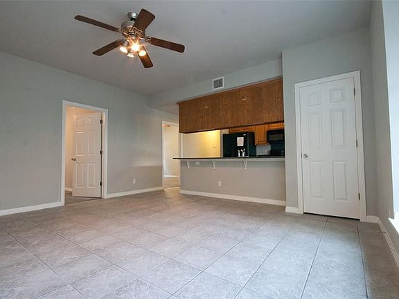 2nd image of 2410 Leon St #203-A
