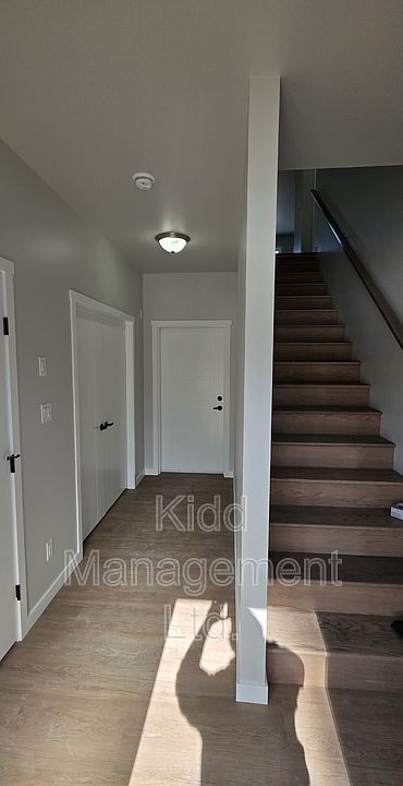 1st image of 3854 Glendale Dr