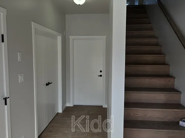 3854 Glendale Dr, Prince George, BC V2K 2V5