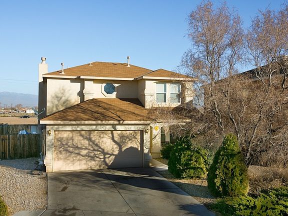 2nd image of 636 Rosebud Dr NW