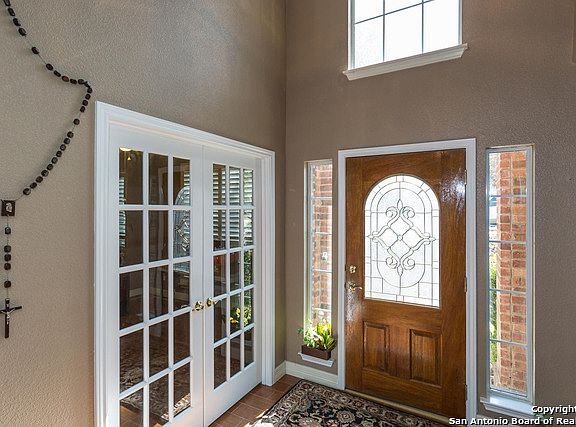 3rd image of 6611 Grove Creek Dr