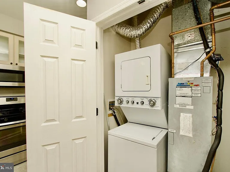 2324 Henshaw Pl #3 — Photo 21