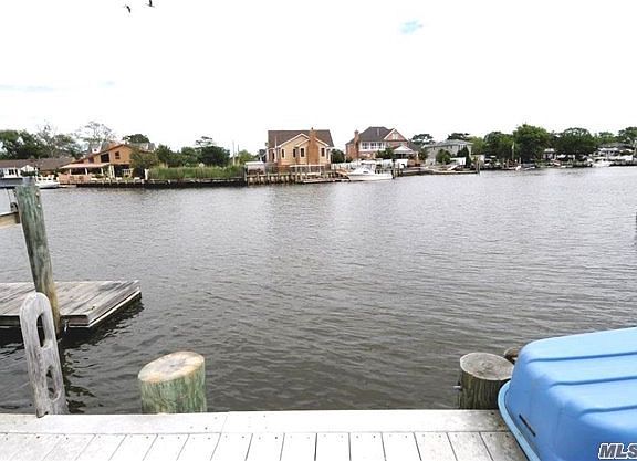 3rd image of 171 Whitewood Dr