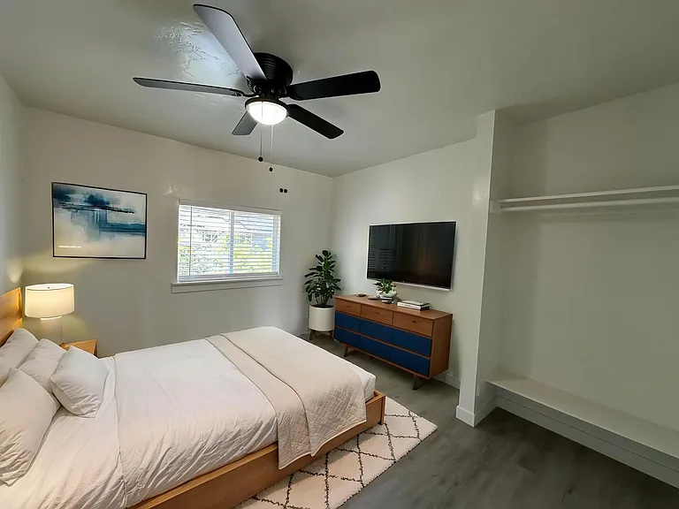 951 N Redwood Rd — Photo 18