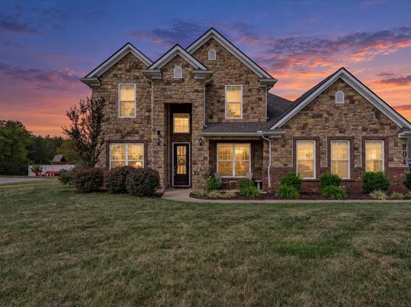 804 Topaz Dr, Murfreesboro, TN 37128