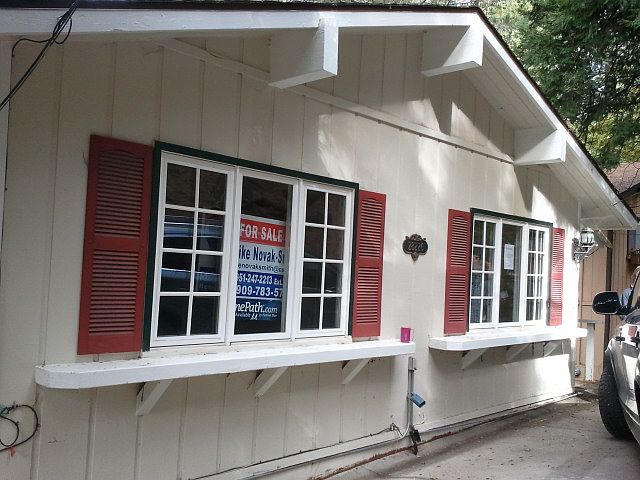 1st image of 28226 Larchmont Ln