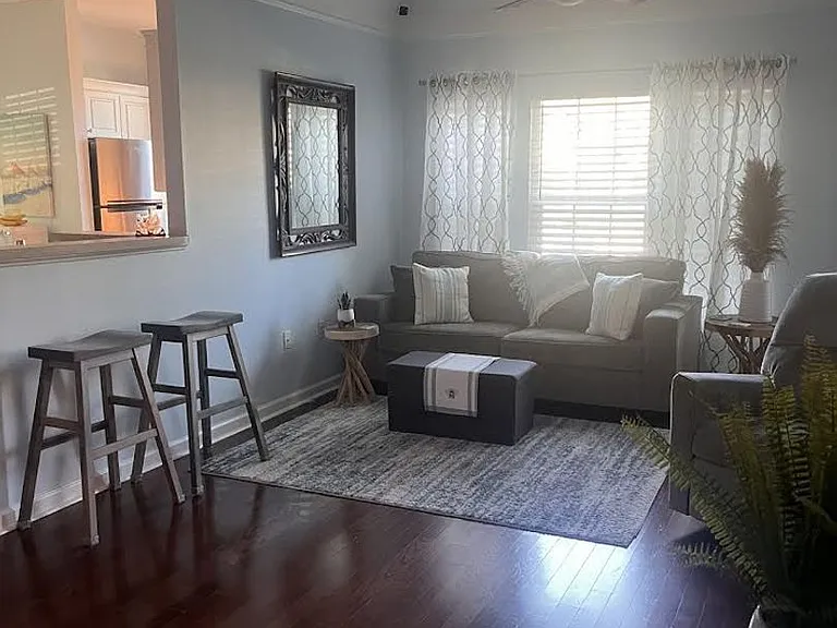 1511 Telfair Way — Photo 9