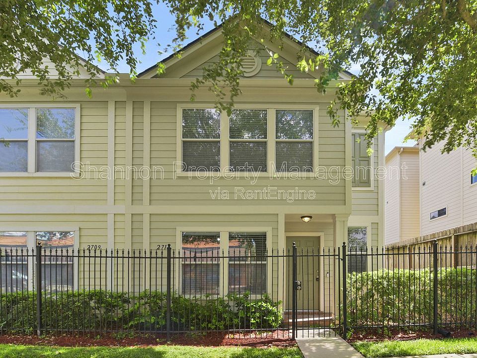 1st image of 2711 Polk St