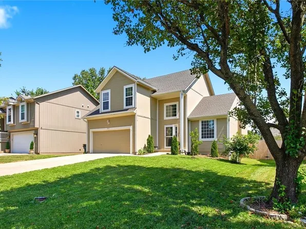 1012 N Clinton St, Olathe, KS 66061