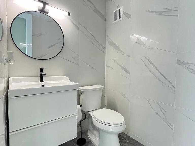 1141 Vistamar Marina E — Photo 12