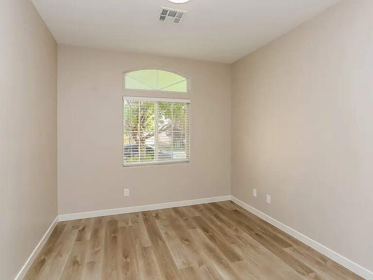 8837 Medicine Wheel Ave — Photo 10