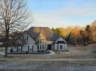 389 Emma Dr, Winder, GA 30680