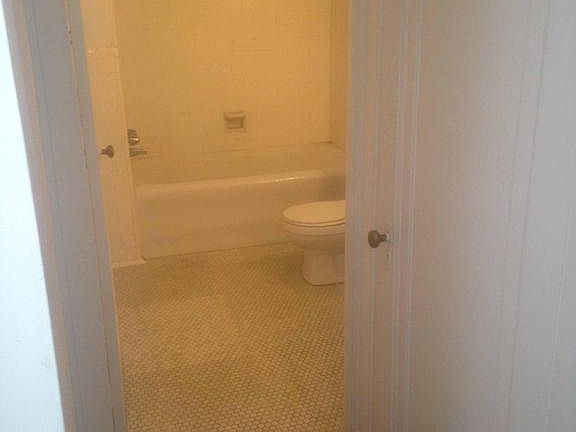 3rd image of 225 Melwood Ave #34