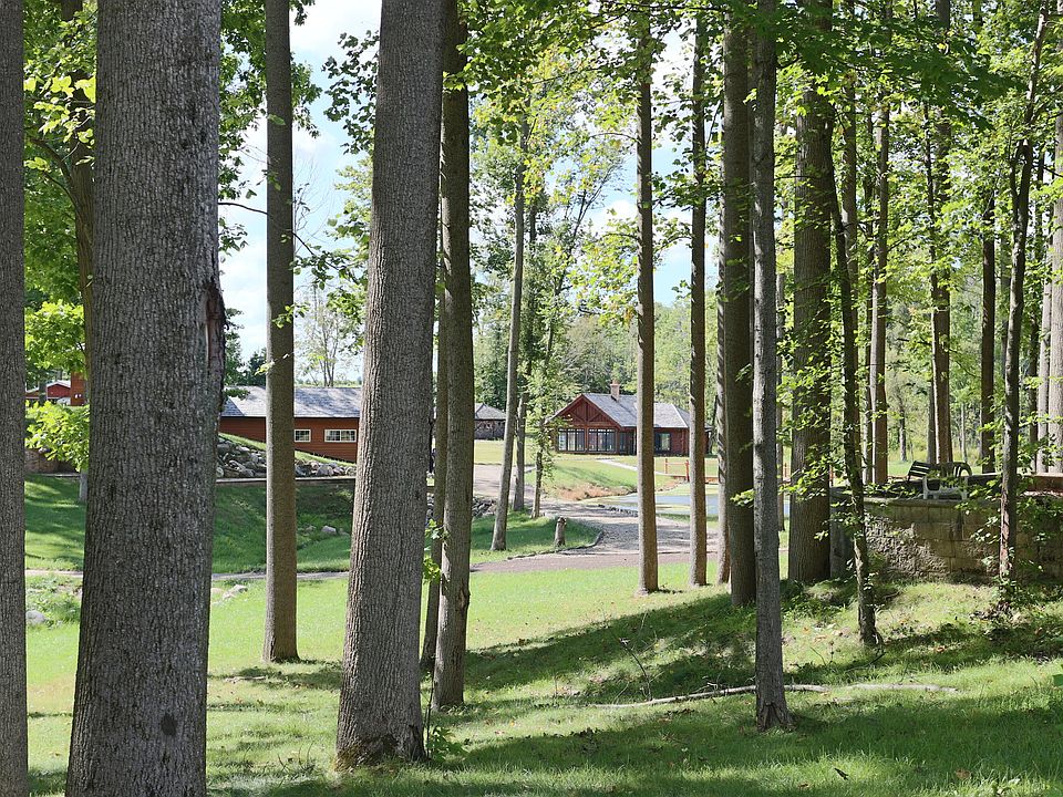 11414 Shavehead Lake St Constantine, MI, 49042 Apartments for Rent