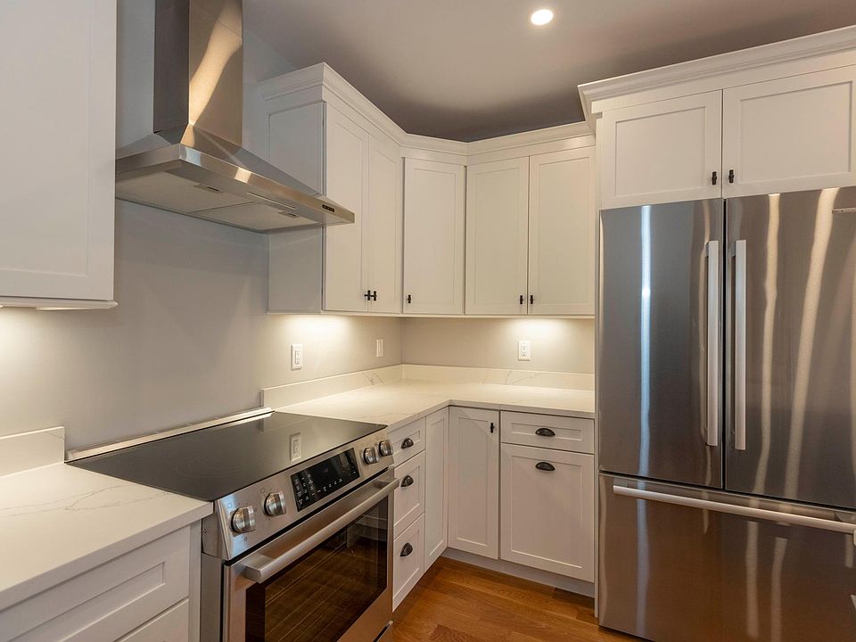 100 Dillingham Ave Falmouth, MA, 02540 Apartments for Rent Zillow