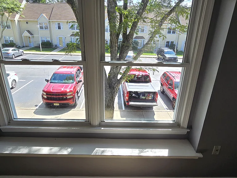 6 Colonial Ct #6 — Photo 24