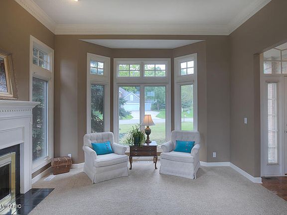 3rd image of 6171 Summerhill Dr