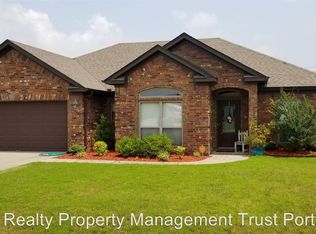 601 Running Creek Dr, Austin, AR 72007