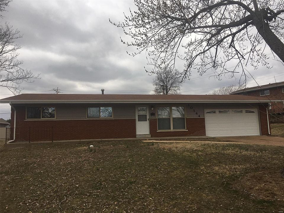 1st image of 10144 Pinehurst Dr