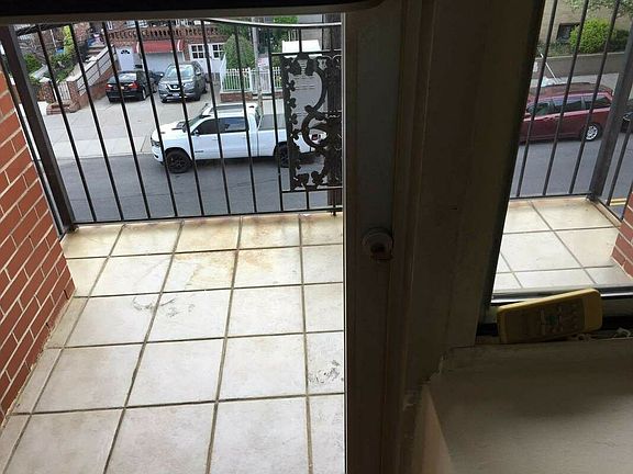 2nd image of 23-30 Broadway #3C