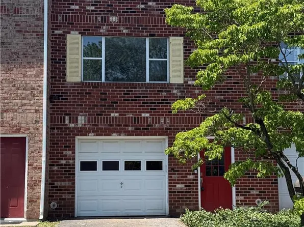 3103 Lucas Dr, Bethlehem, PA 18017
