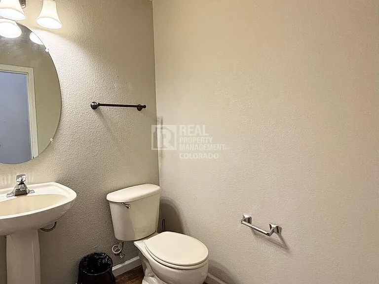 4554 Perth St — Photo 4