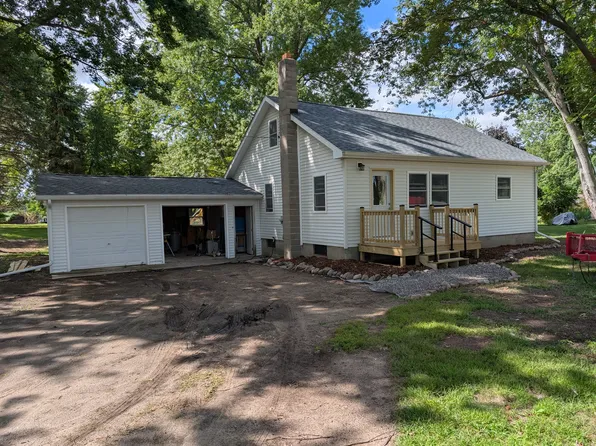 9595 W Grand River Hwy, Grand Ledge, MI 48837