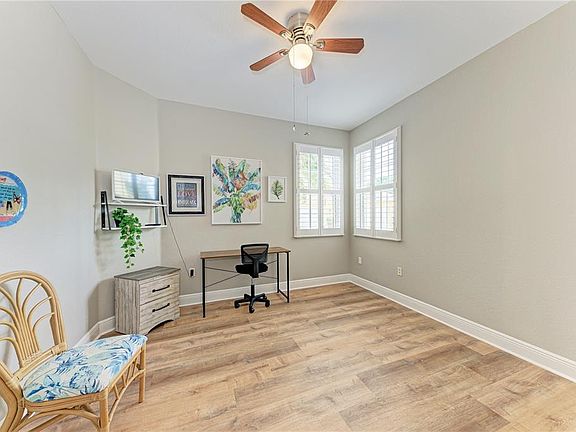 5th image of 1121 RIVERSCAPE STREET #1121