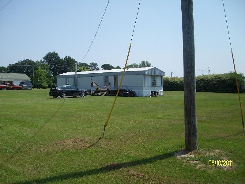 2nd image of 3764 Cairo Loop