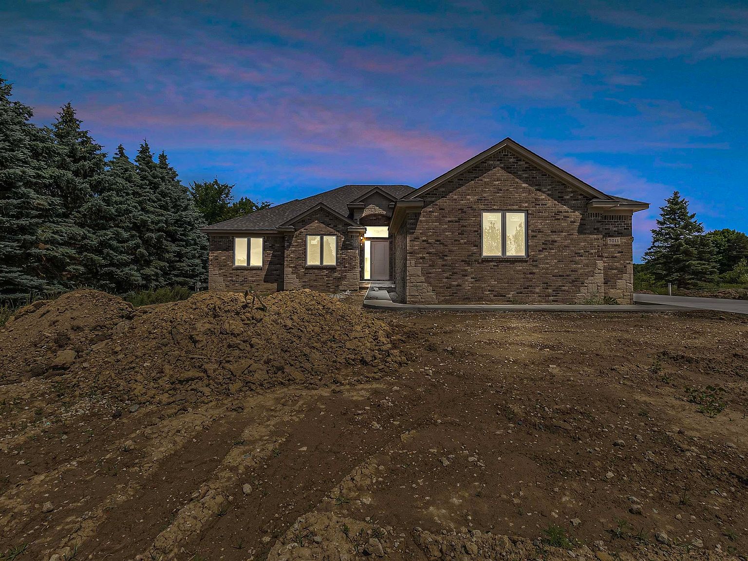 7011 White Tail Dr, Grand Blanc, MI 48439 Zillow