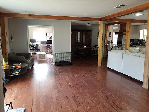 3rd image of 6136 Wheaton Dr