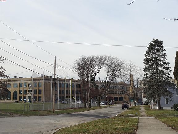 4th image of 1709 2nd Ave