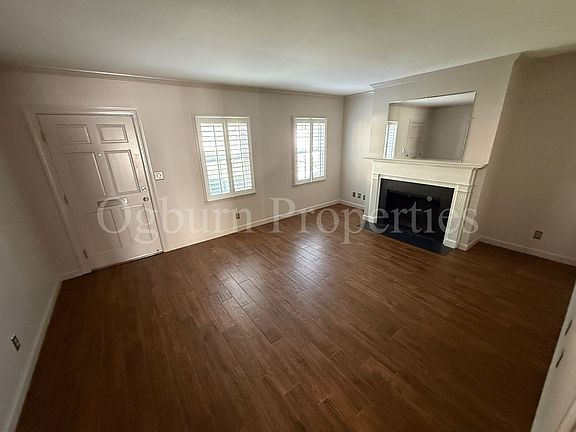 3rd image of 318 Hanover Arms Ct