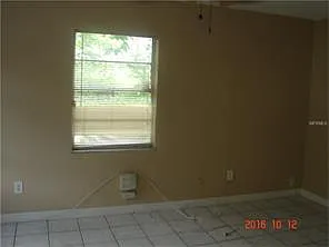 Nice 3 Bedroom 2 Bath — Photo 2